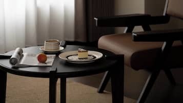 Articles gratuits dans le mini-bar, bureau, rideaux occultants