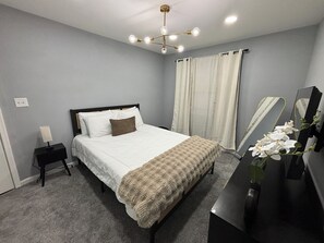 Bügeleisen/Bügelbrett, WLAN, Bettwäsche