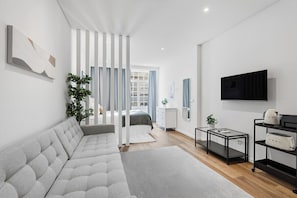 1 bedroom, iron/ironing board, Internet - Timeless Porto Studio @ Marquesa Palace (Porto)