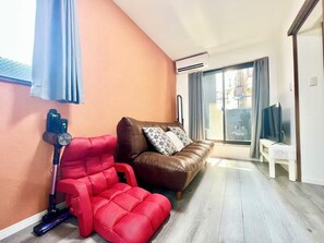 Living area - Fukusuke HARUKA Tsuruhashi 5mins walk JR Loop/Namba/USJ/ (tsuruhashi, ikuno ward, Osaka city)