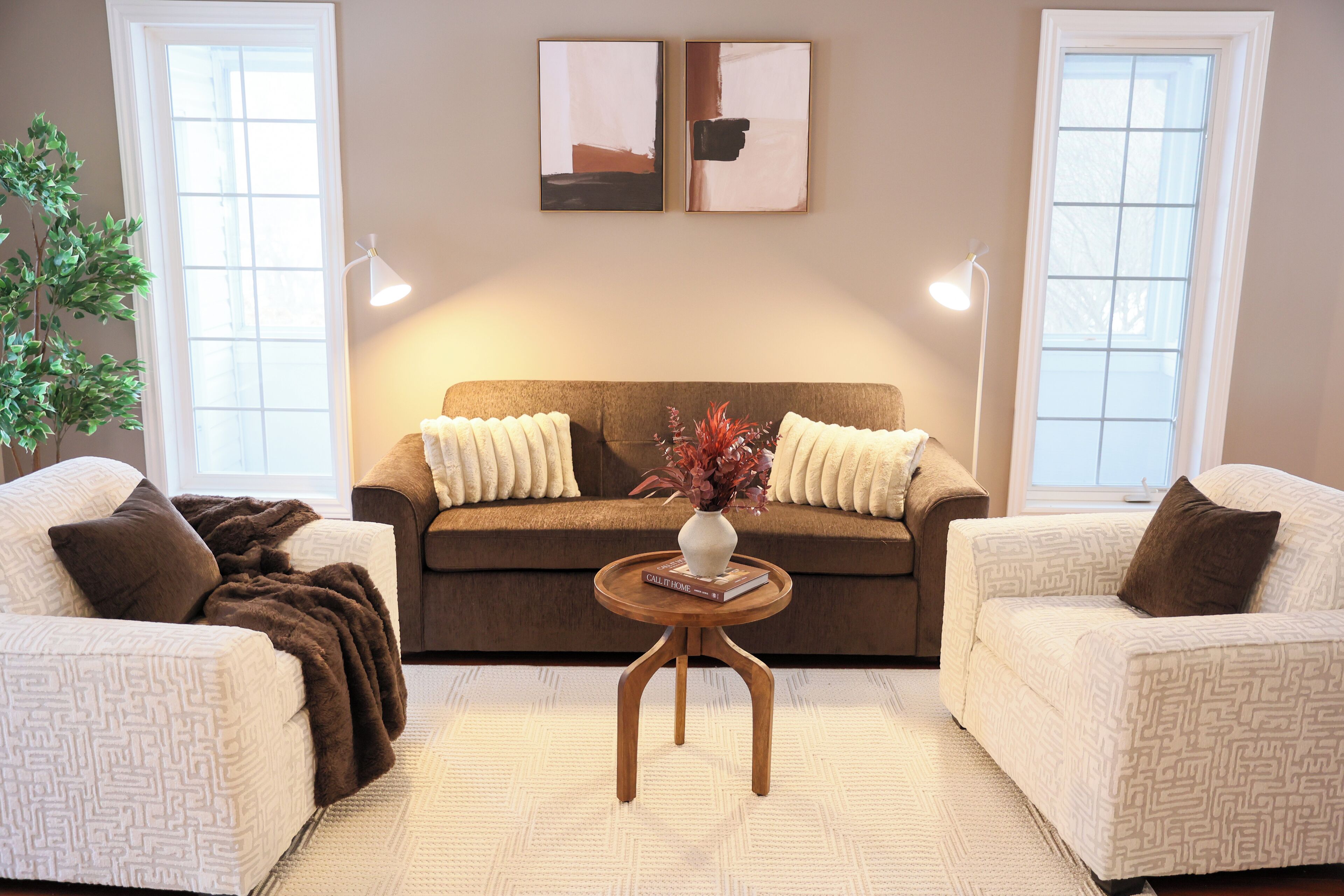 Smart TV, caminetto, tavolo da calcetto