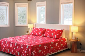 4 chambres, bureau, fer et planche à repasser, accès au Wi-Fi (inclus)