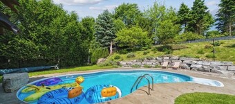 Lost in Hillsdale | 10 mins to Horseshoe Valley