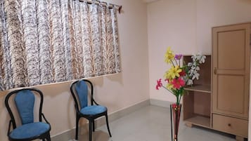 Family Studio, Mountain View | Interior