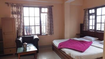 Desk, laptop workspace, free WiFi