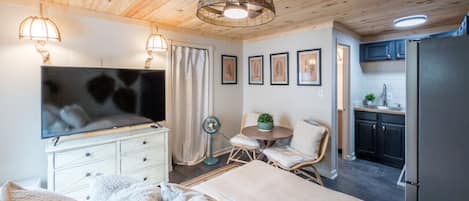 熨斗/熨衣板、WiFi、床单