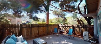 Cozy 1-bedroom studio in adorable Sedona with AC
Pet friendly, centrally located