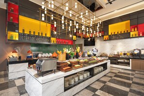 Dining - Hampton by Hilton Lhasa (lhasa)