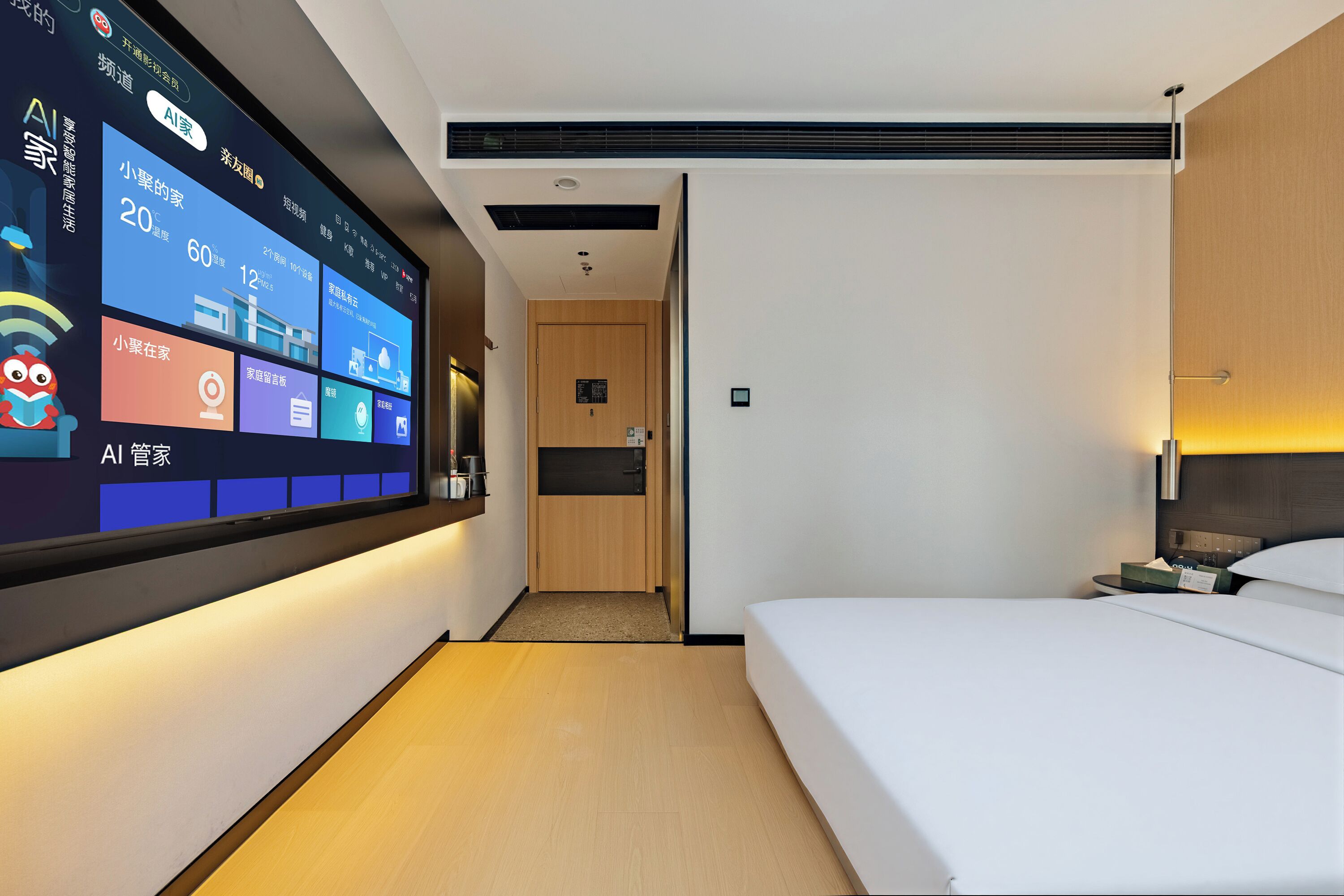 Superior Double Room, Courtyard View | Soundproofing, iron/ironing board, free WiFi