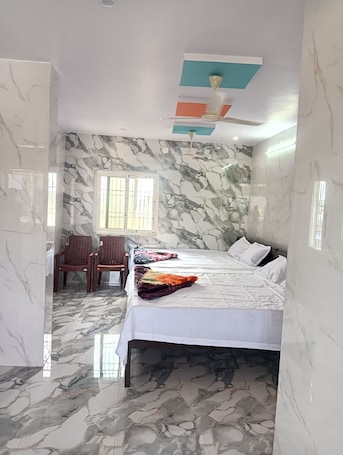 Family Quadruple Room. SRLN Residency