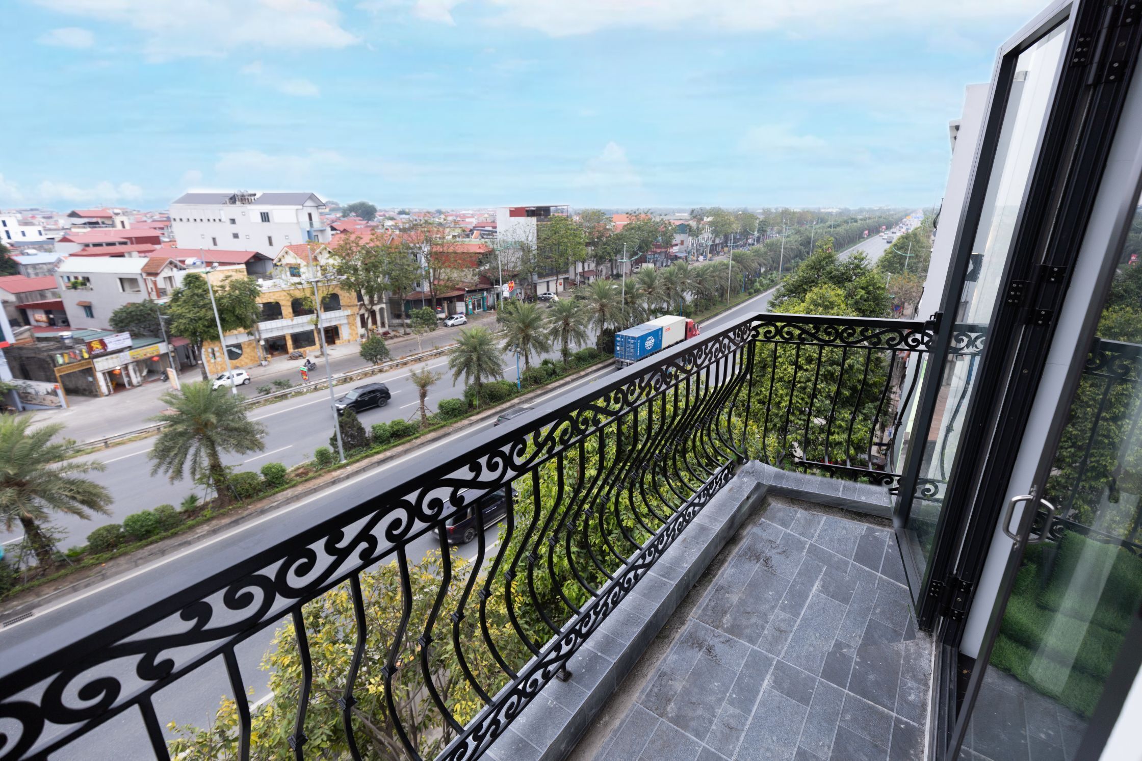 Suíte, sacada, vista para a cidade | Quartos à prova de som, Wi-Fi de cortesia
