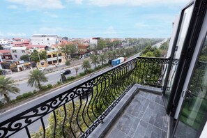 Terrace/patio - Anna Noi Bai Airport Hotel & Travel (Soc Son)