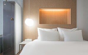 Suite Room | Desk, laptop workspace, free WiFi, bed sheets - Denbasta Hotel Busan Jeonggwan (Busan)