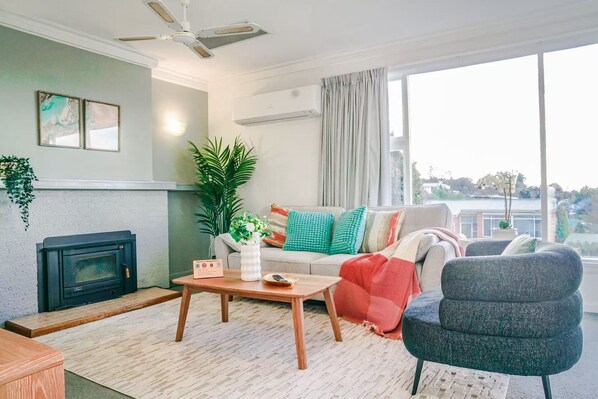 House, Garden View | Living area