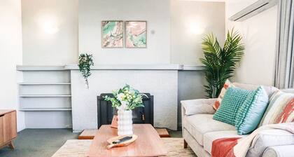 StayAU Luxe 6BR Cradle Mountain