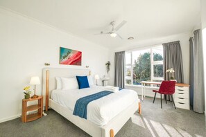 House, Garden View | Iron/ironing board, free WiFi