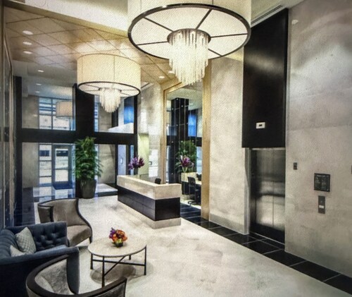 King 1-bedroom hotel suite with fitness room and AC