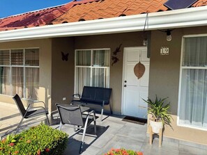 Terrace/patio - 100m from the beach - Cozy and with 24/7 security (Jacó)