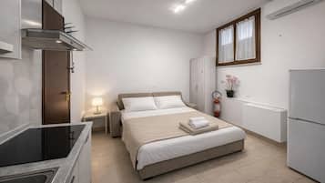 Monolocale familiare, aria condizionata, fronte mare (Vespucci Studio - Next to the Sea)