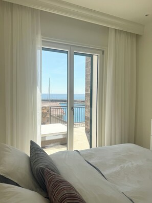 1 bedroom, iron/ironing board, free WiFi, bed sheets - Sea view one bedroom apartment in Lustica Marina (Radovići)
