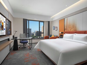 Dobbelt- eller tomannsrom – deluxe, byutsikt | Skrivebord og wi-fi (inkludert)