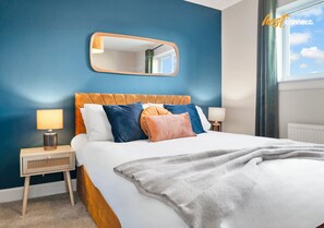 Iron/ironing board, WiFi, bed sheets - 3Bed House I Sleeps 6 I Dunfermline (Dunfermline)