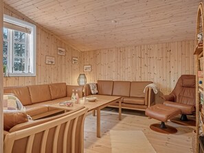 TV, fireplace - "Felippa" -  from the sea by Interhome (Hadsund)