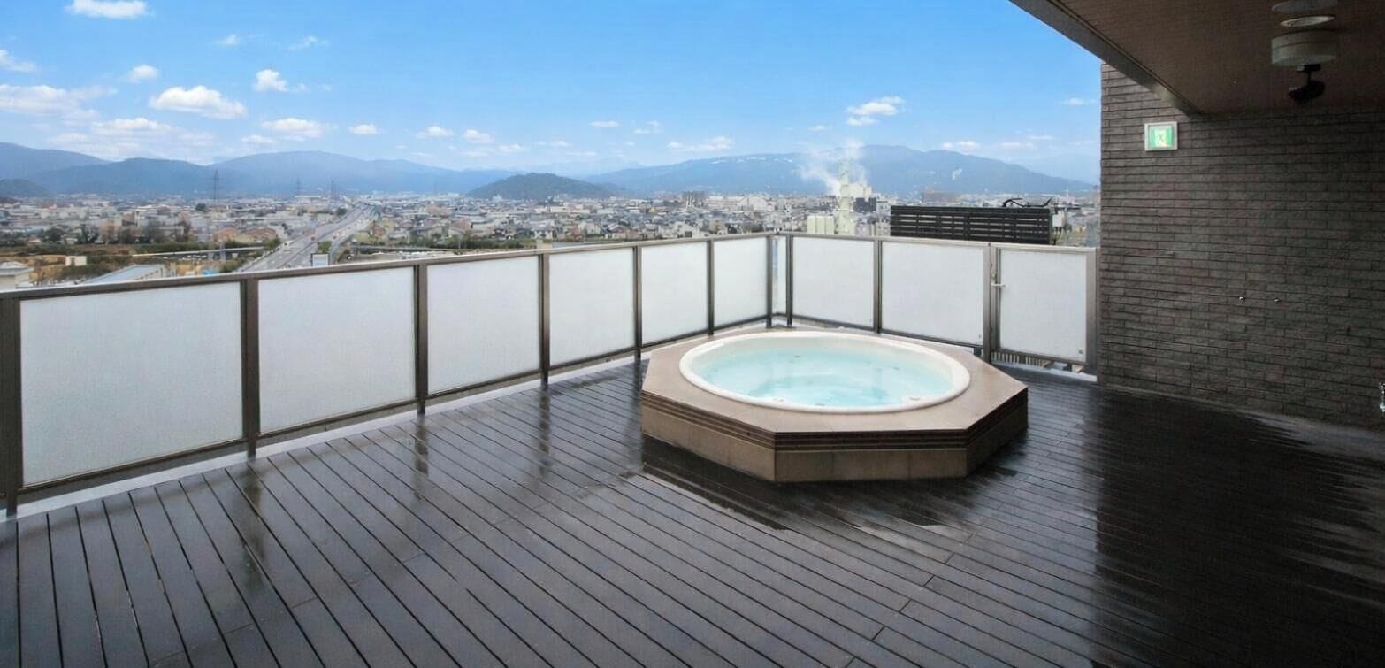 室外 SPA 浴池