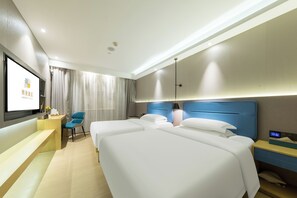 Superior Twin Room, No Windows