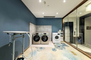 Interior - Trendy Romantic Hotel Haizhu Plaza (Guangzhou)