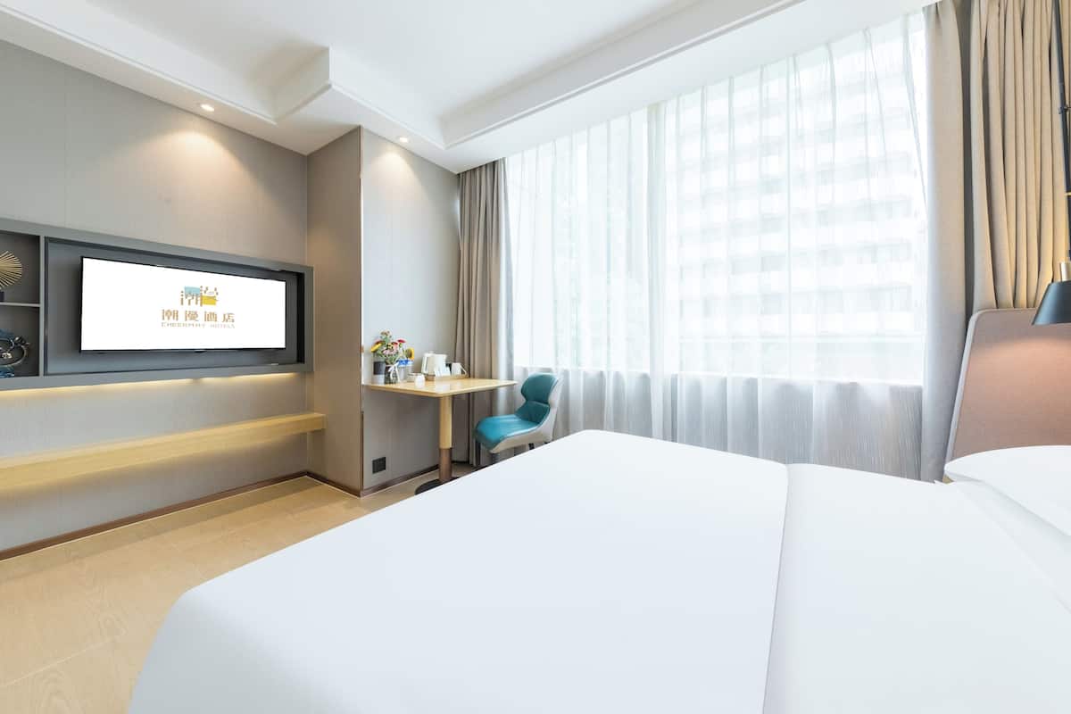 Luxury Double Room, City View