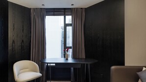 Kamar Double Superior, pemandangan kota | Interior