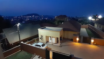 Standard Apartment, Garden View | Exterior