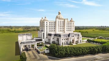 Fachada da propriedade