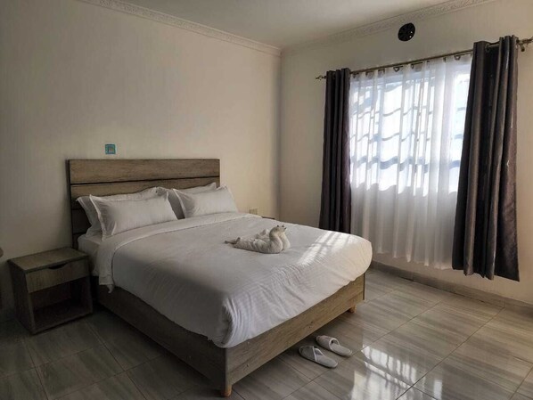 Habitación doble Deluxe | Decoración personalizada, muebles diferentes y wifi gratis 