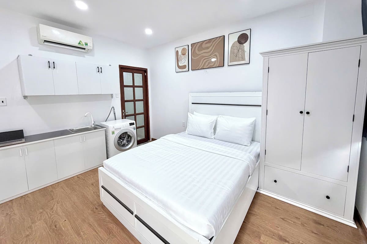 Quarto básico | Wi-Fi de cortesia