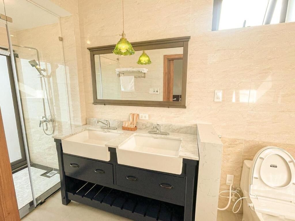 Artículos de higiene personal gratuitos, jabón, champú y papel higiénico