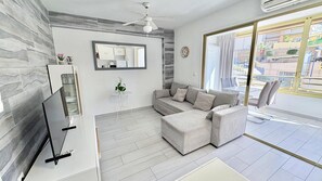 TV - Cardenal I by Terreta Rentals (Finestrat)