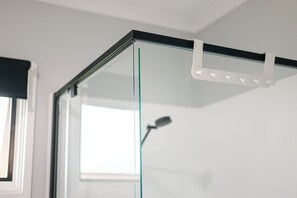 Casa adosada, vistas al jardín | Baño