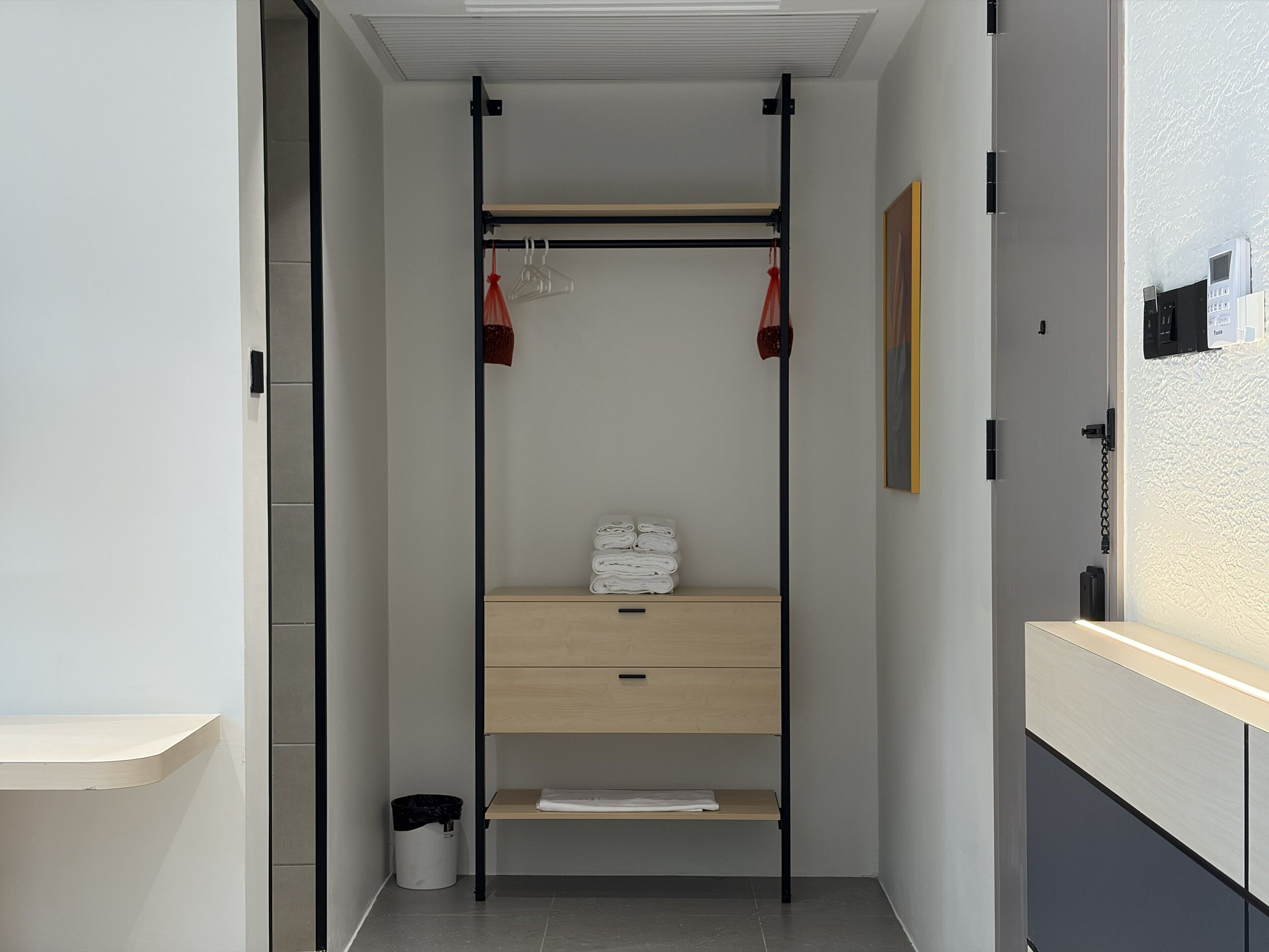 Desk, free WiFi, bed sheets