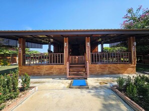 Desk, free WiFi - Srianan Resort (Kanchanaburi)