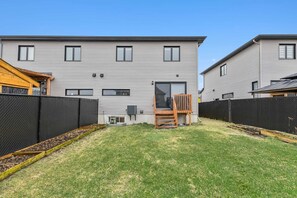 Room, 4 Bedrooms, Patio | Exterior