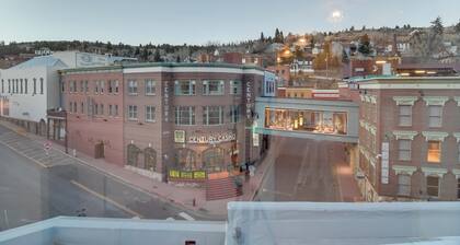 Steps to Casinos & Shuttle! Central City Home Base