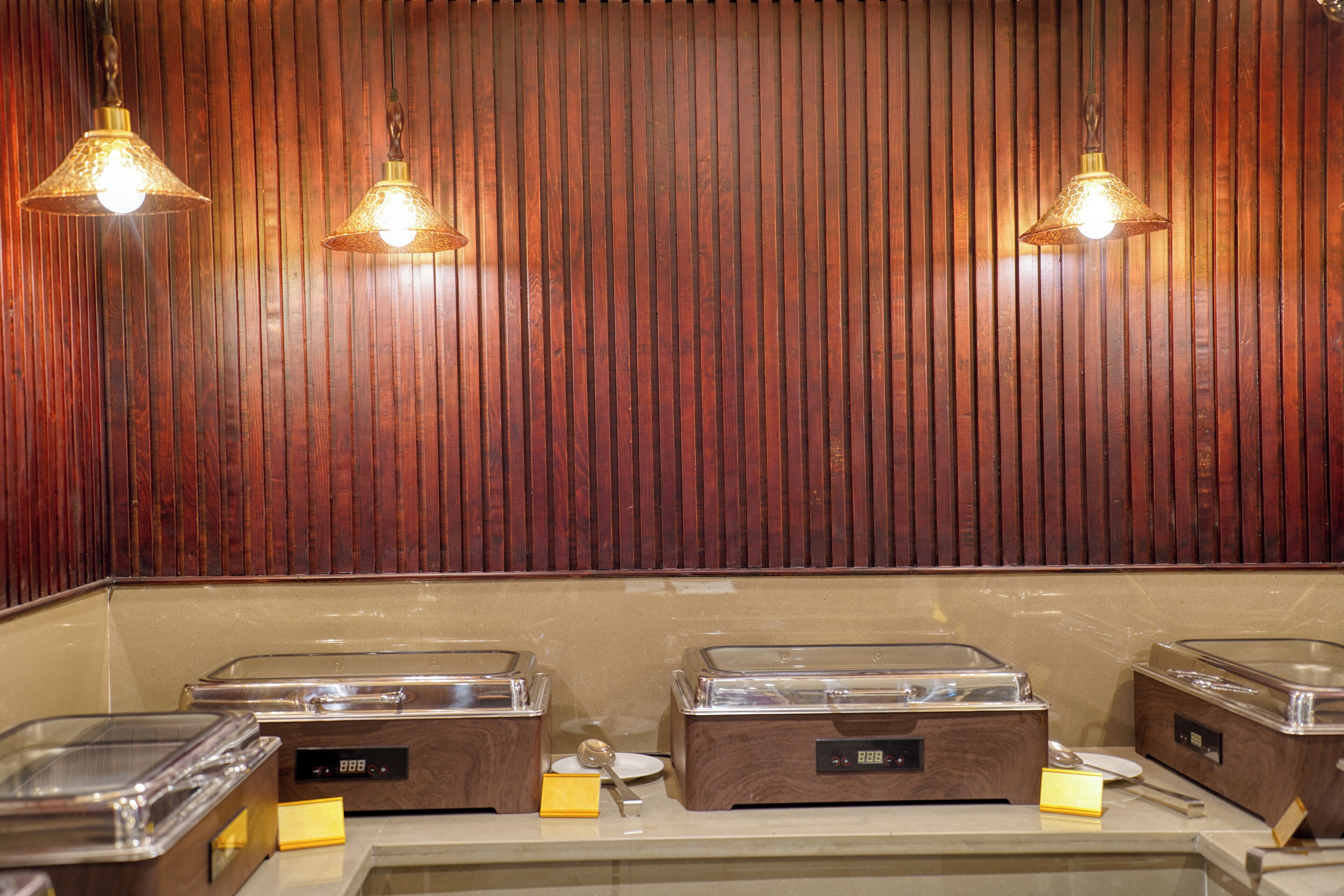 Bao gồm bữa sáng buffet hàng ngày 