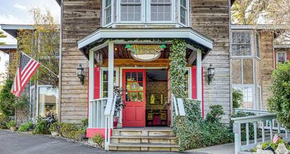 'The Pickford House' - Luxury Central Coast Stay!