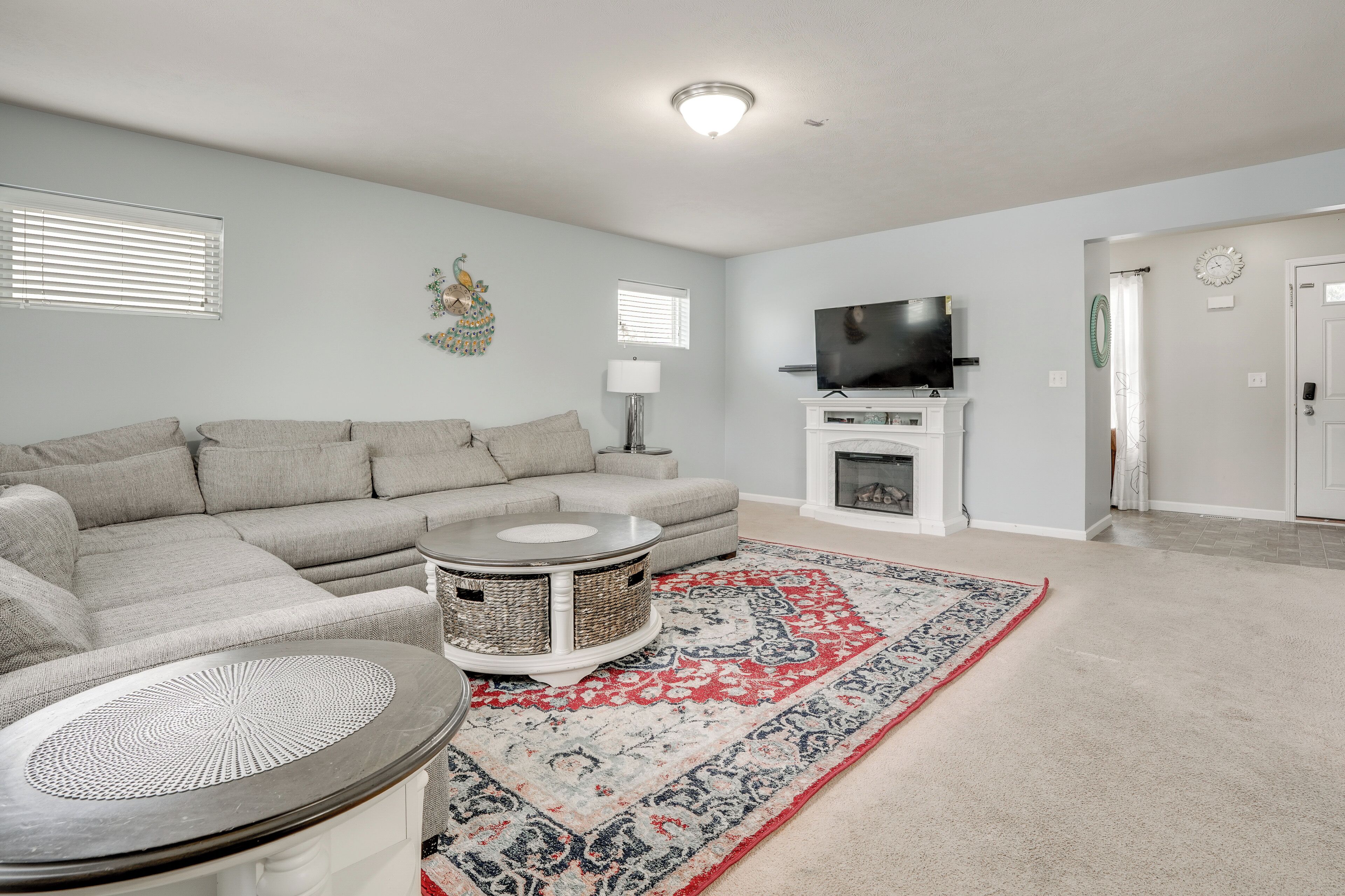 Spacious Family Getaway W/ Yard In Kalamazoo! - Kalamazoo, MI
