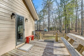 Terrace/patio - Fish & Float! Flint River Retreat w/ Pavilion (Woodland)