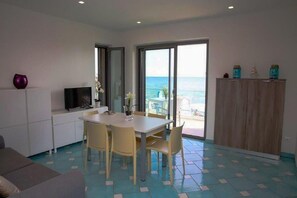 Dining - Apartments in Villa Fortunata (Terracina)