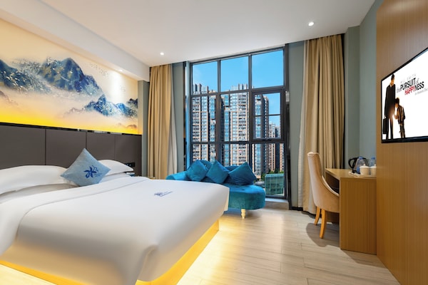 City Double Room, City View | Egyptian cotton sheets, premium bedding, down comforters, pillowtop beds