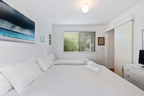 2 bedrooms